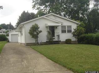 2464 Nesmith Lake Blvd, Akron, OH 44314