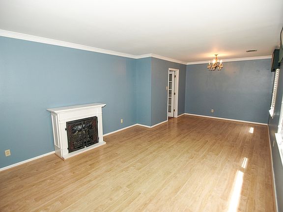 2nd image of 4362 Birchwood Dr W