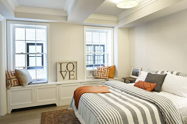 Sold by Stribling | media 6