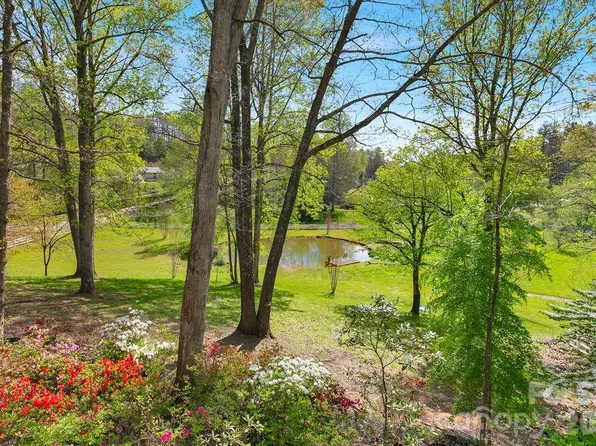 1388 King Rd, Pisgah Forest, NC 28768