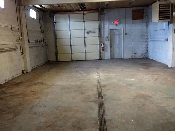 4th image of 176 S Schuyler Ave