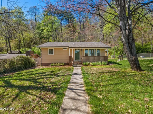 925 Farragut Ave, Knoxville, TN 37917