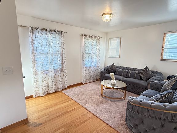 3rd image of 309 Maryland Ave #1