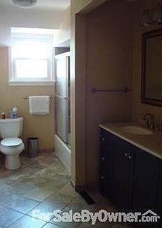 Upstairs Bath : Completely renovated and beautiful!