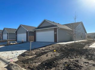 5436 Colburn Ct E, Wichita, KS 67220