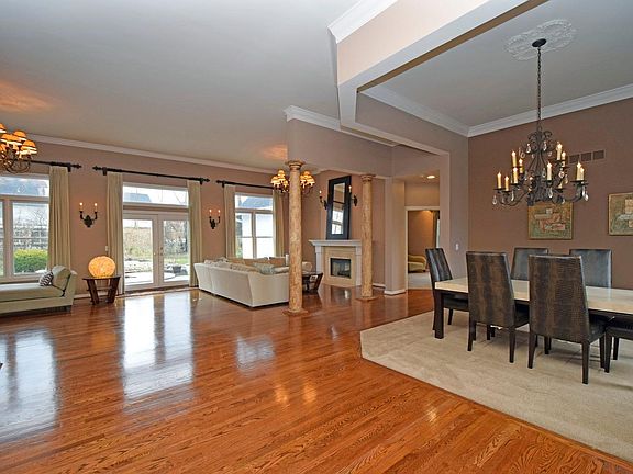 3rd image of 6944 Heritage Club Dr