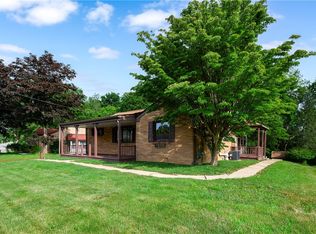 117 Bon Aire Dr, Butler, PA 16001