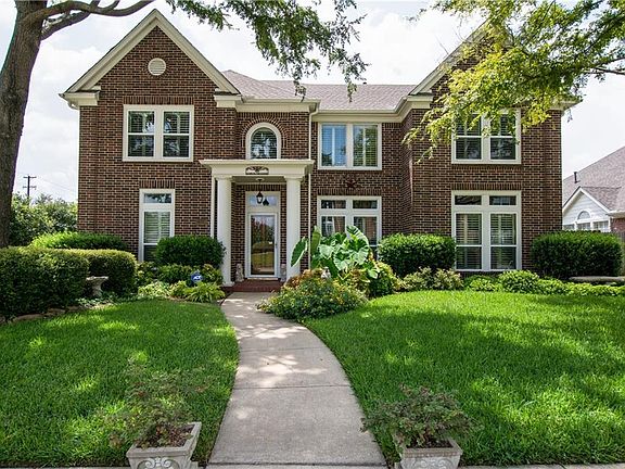 5th image of 2110 Bluebonnet Dr