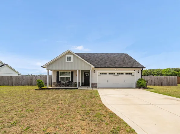99 Vesper Ln, Parkton, NC 28371