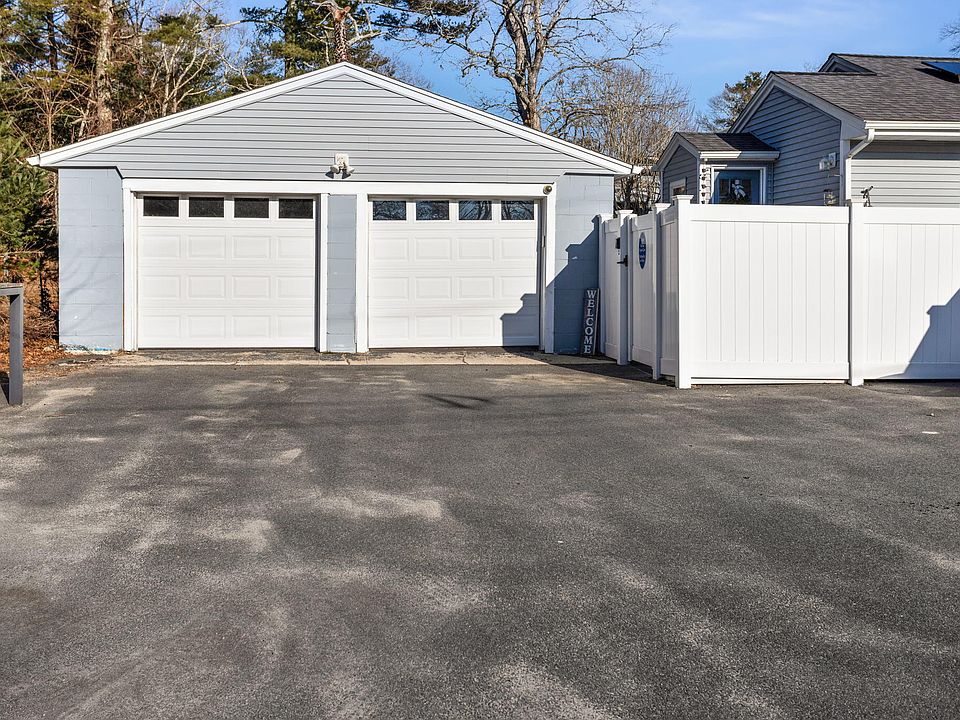 55 Swifts Beach Road, Wareham, MA 02571 Zillow