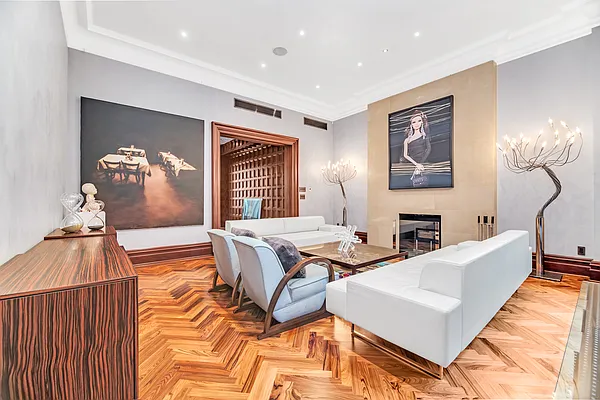 Sold by Societe Real Estate | media 13