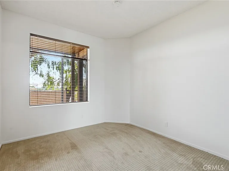 2559 Plaza Del Amo #104 — Photo 17