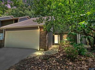304 Autumn Ln, Madison, AL 35758