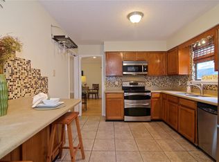 26 Oaks Dr, Jacksonville Beach, FL 32250