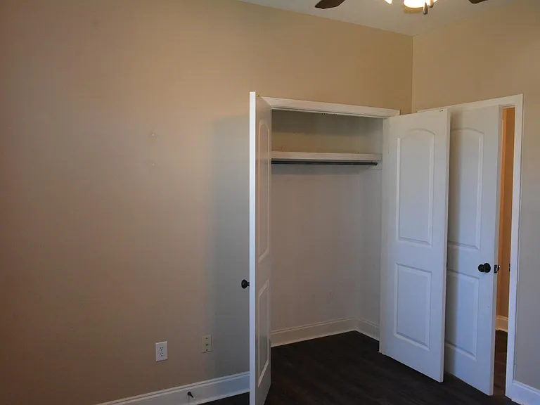 644 Huntington Dr — Photo 26