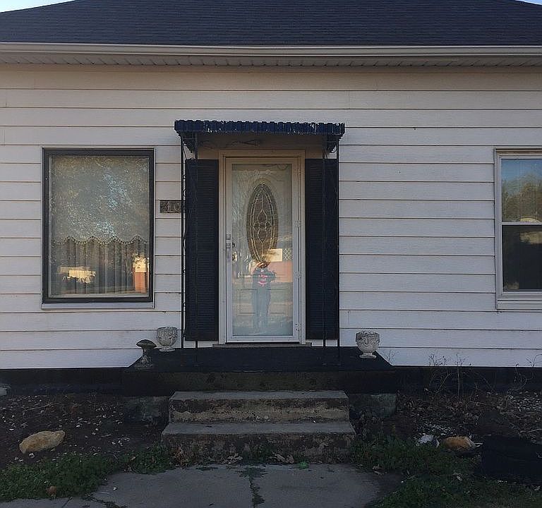 Front of the house 