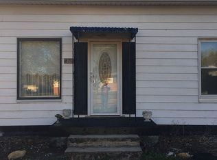 410 N Sheaffer Ave, Macksville, KS 67557