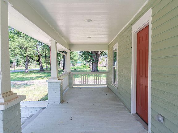 5th image of 3525 Angier Ave