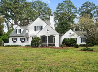 128 James River Dr, Newport News, VA 23601