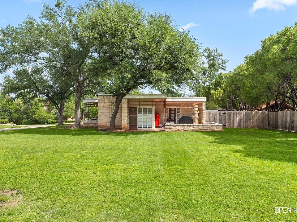 1st image of 2904 Sturdevandt Pl