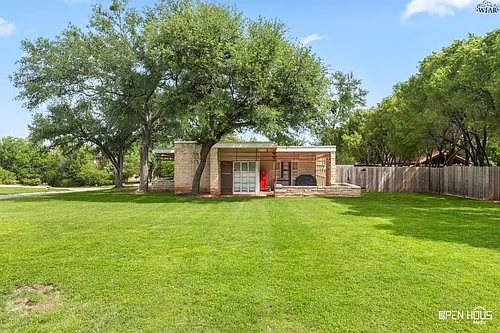 2904 Sturdevandt Pl Photo 1