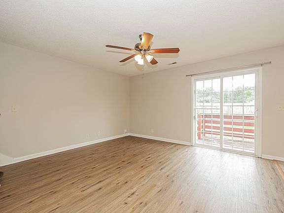5th image of 1936 Turnberry Ct