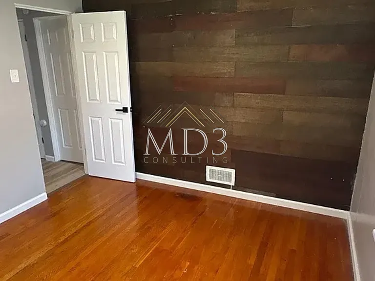 6005 Helen Ave — Photo 3