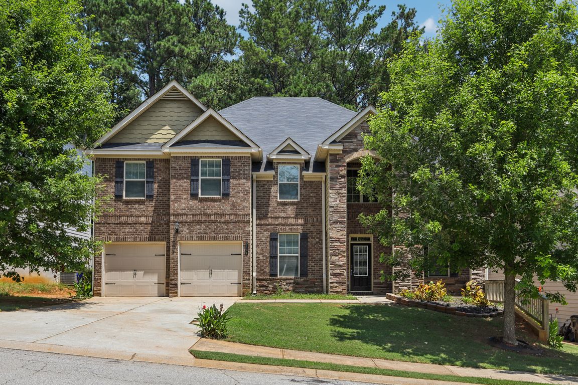 Dodson Woods Dr-S0807-001.jpg