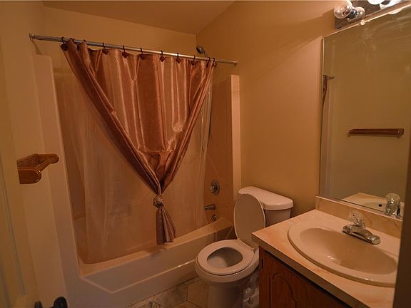 3rd image of 2765 Tamlynn Ln