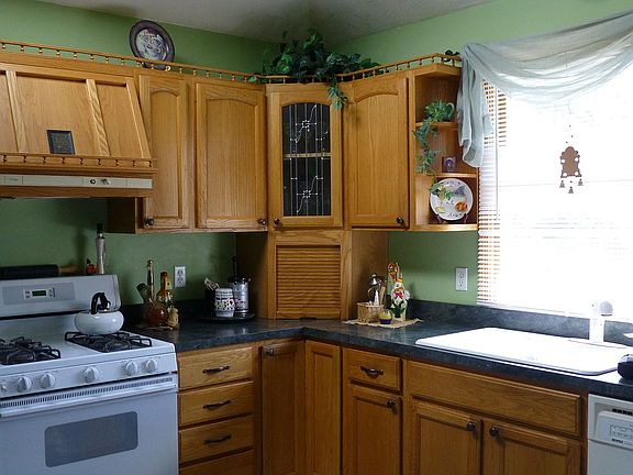 2nd image of 3205 Somia Dr