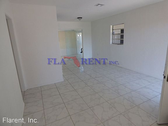 5th image of 5945 Yucatan Dr