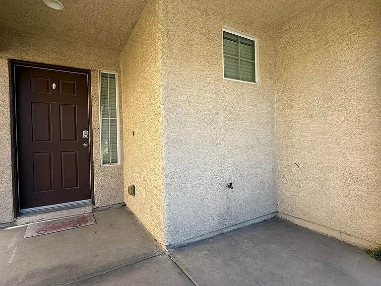 8967 Ryan Creek Ave — Photo 4
