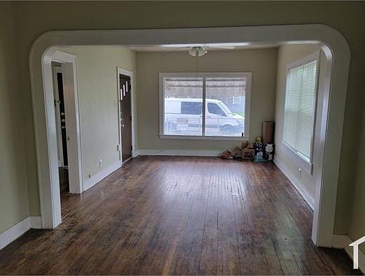 4th image of 1723 Hays St