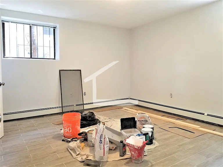 28 Brentwood St #2A — Photo 5