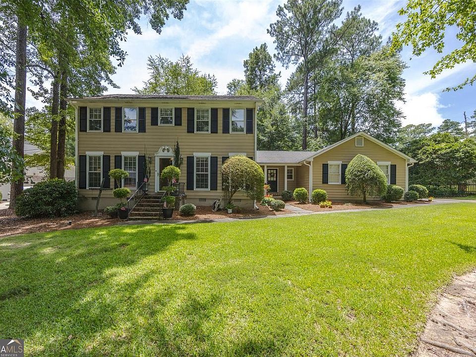 1st image of 137 Tattershall Ct