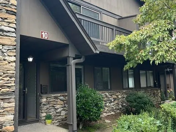 88 Laurelwood Cir W Unit 10, Hendersonville, NC 28791