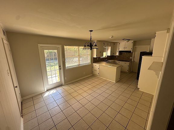 5th image of 3614 Anaconda Dr