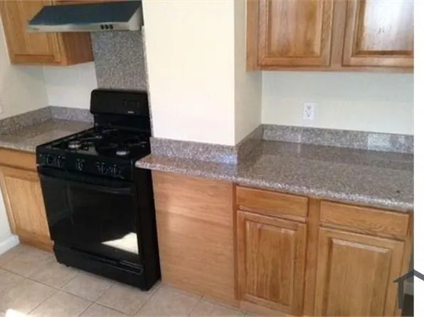 1975 86th Ave, Oakland, CA 94621