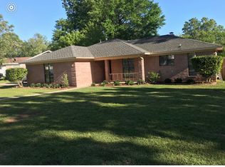 616 Macarthur Ave, Wake Village, TX 75501