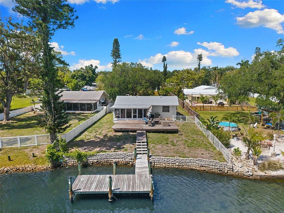 704 69TH AVENUE W, Bradenton, FL 34207 | MLS #TB8499282 | Zillow