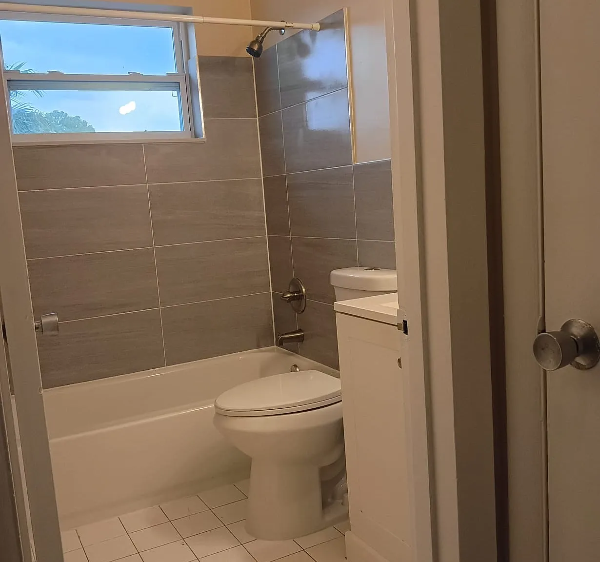 1 bed, $1,675 — Photo 2