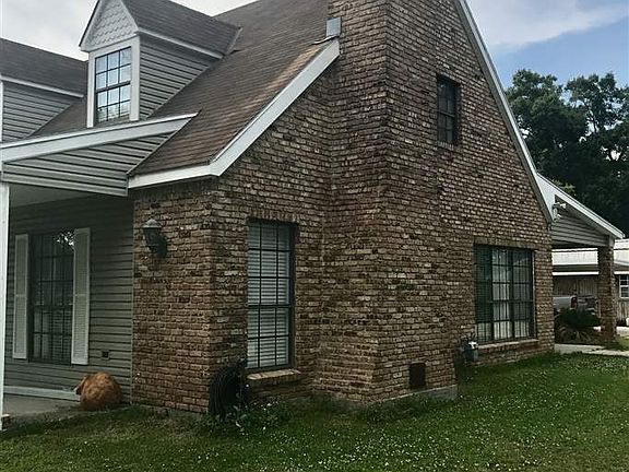2nd image of 278 Henry Clay Dr