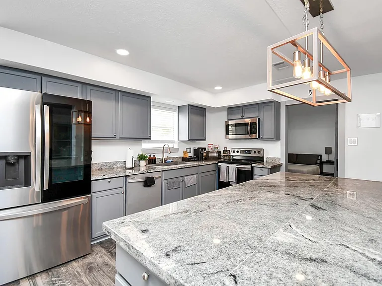 15711 Creekhaven Dr — Photo 14