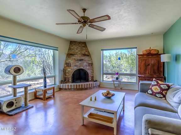 3rd image of 1726 N Placita La Zarca