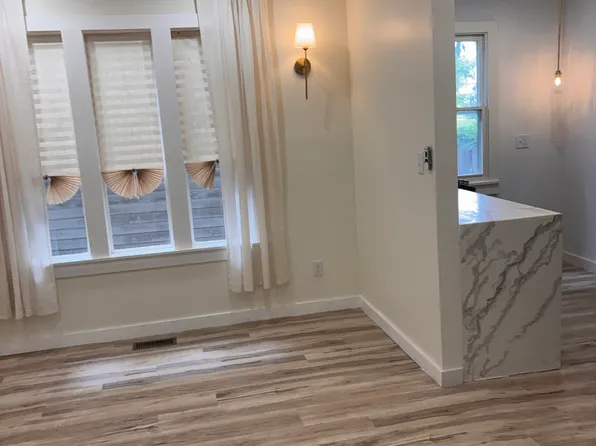 527 Gooding St Unit 2, La Salle, IL 61301