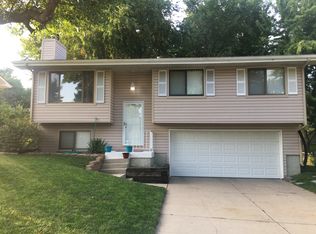 412 Mormon Trl, Lincoln, NE 68521