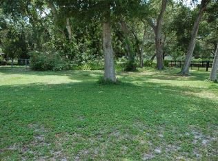 Linden Dr, Sarasota, FL 34232