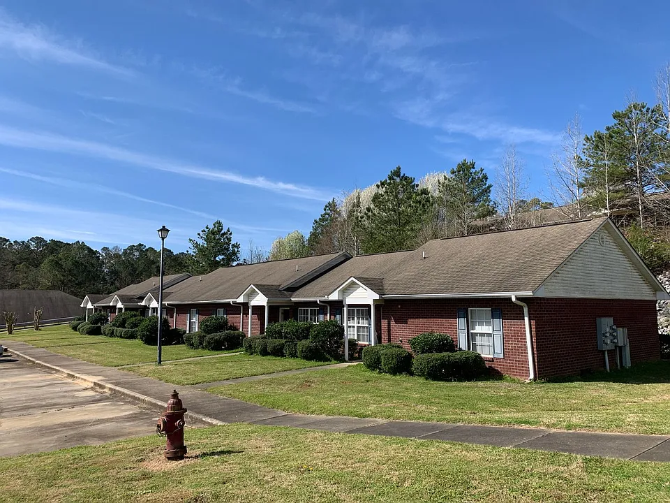 1635 Cobblestone Ln