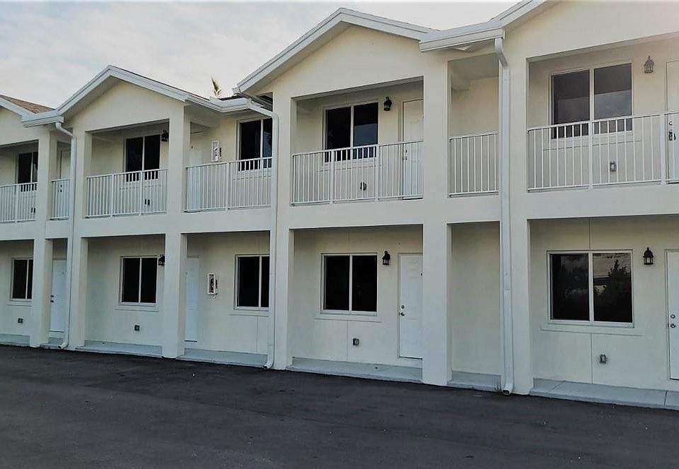 1st image of 2324 Johnson St #9