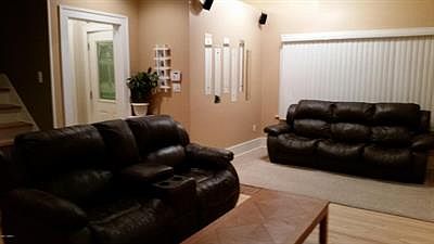 5th image of 860 Joslin St SE
